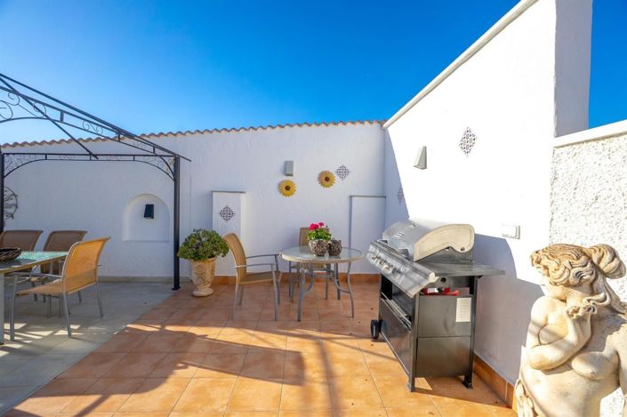 Image No.30-3 Bed Villa for sale