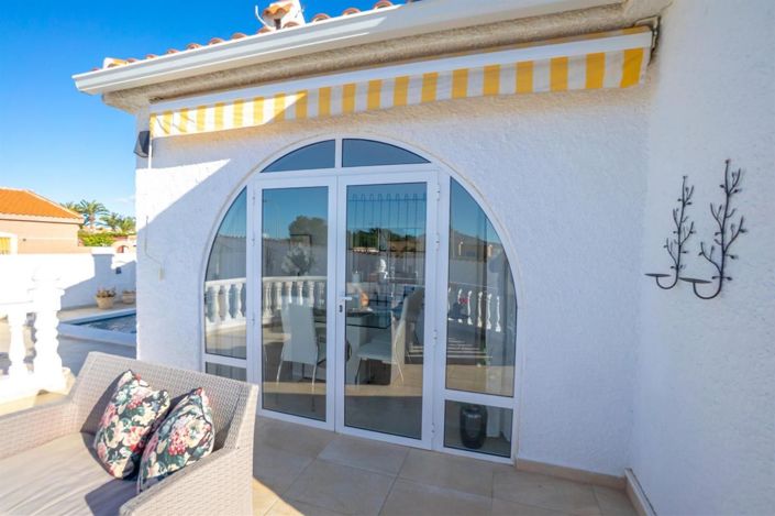 Image No.39-3 Bed Villa for sale