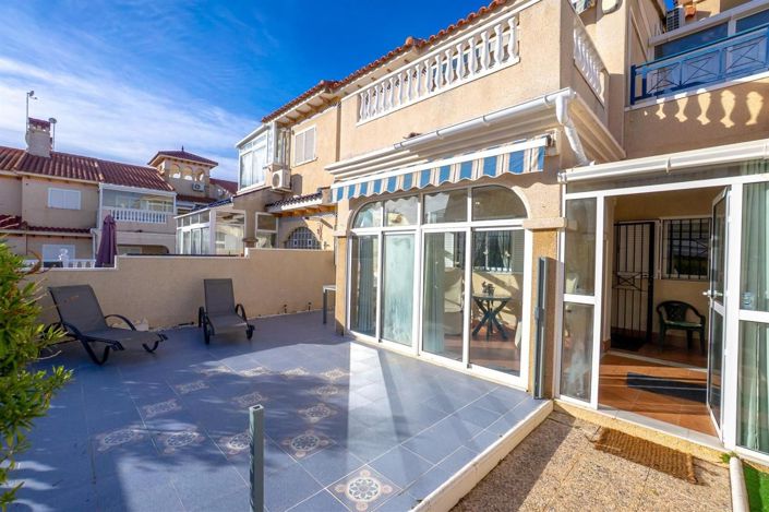 Image No.20-2 Bed Bungalow for sale