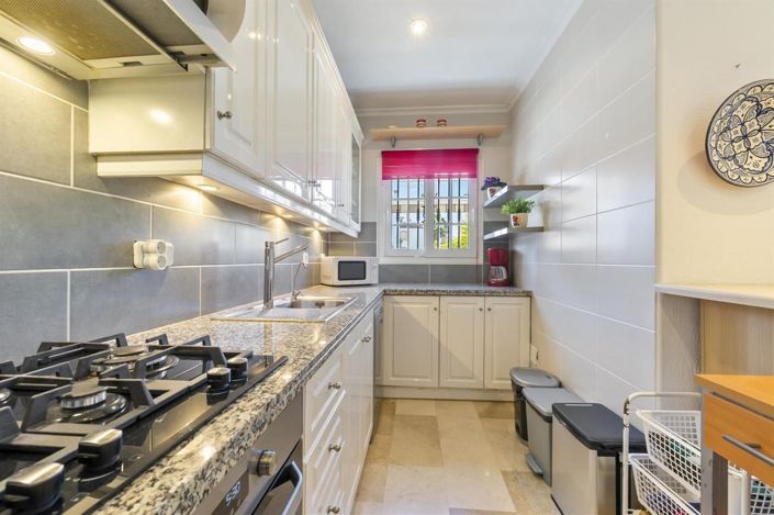 Image No.12-4 Bed Villa for sale