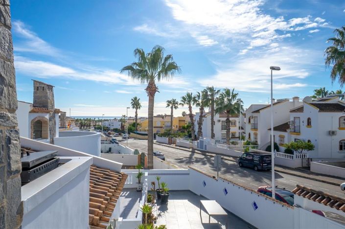 Image No.27-4 Bed Villa for sale