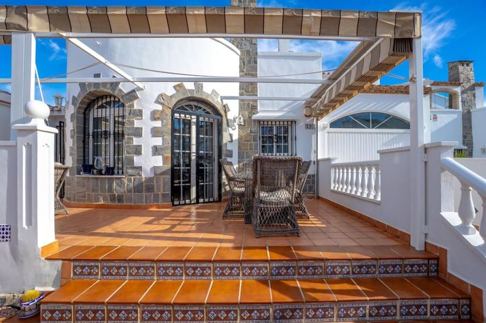 Image No.32-4 Bed Villa for sale