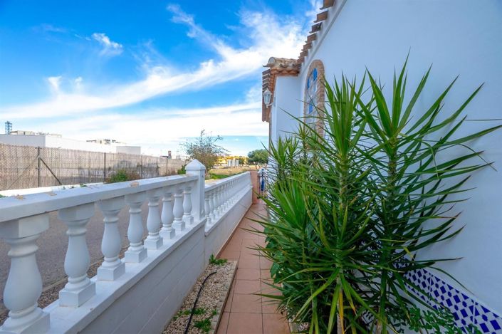 Image No.38-4 Bed Villa for sale