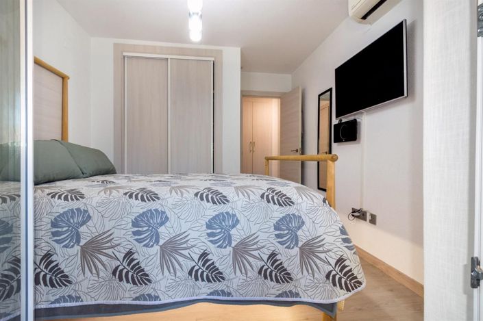 Image No.24-2 Bed House for sale