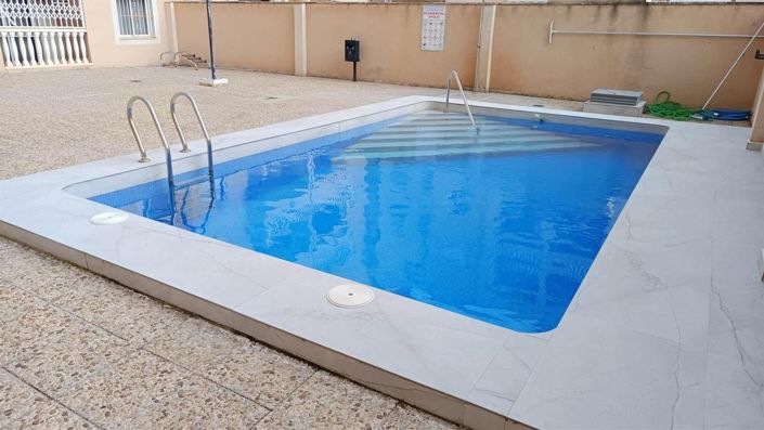 Image No.18-2 Bed Apartment for sale