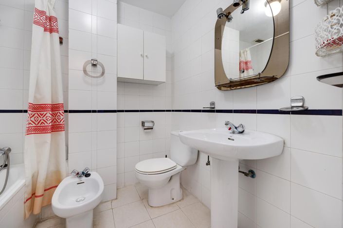 Image No.21-2 Bed Bungalow for sale