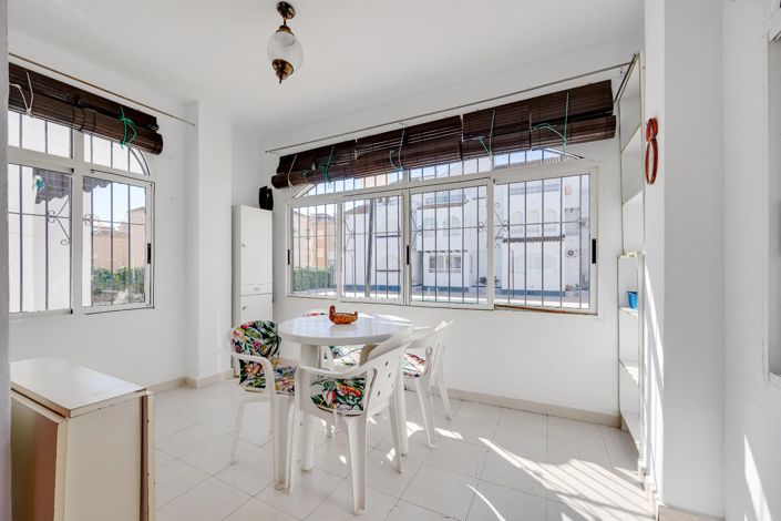 Image No.26-2 Bed Bungalow for sale