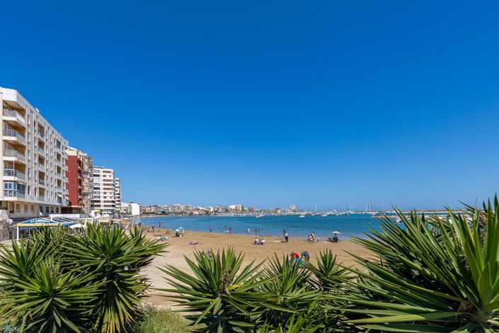 Image No.40-2 Bed Bungalow for sale