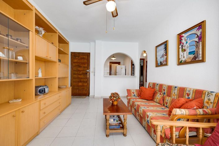 Image No.8-2 Bed Bungalow for sale