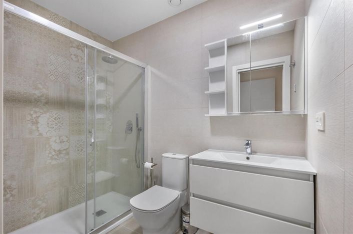 Image No.22-3 Bed Apartment for sale