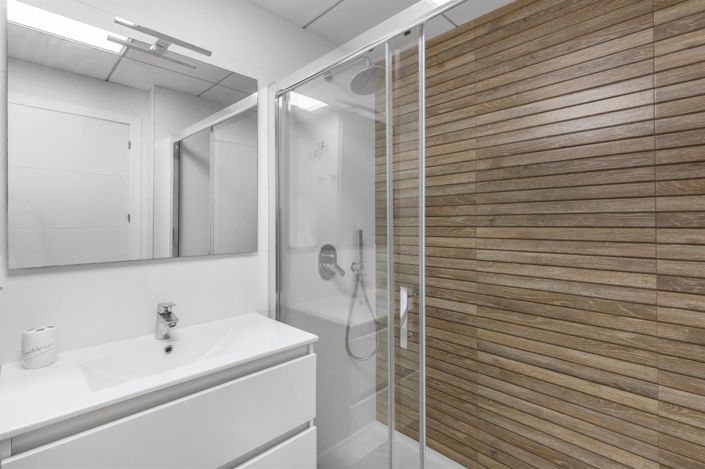 Image No.26-3 Bed Apartment for sale