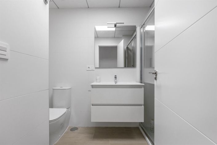 Image No.27-3 Bed Apartment for sale