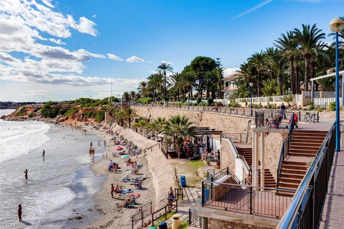 Image No.37-2 Bed Bungalow for sale