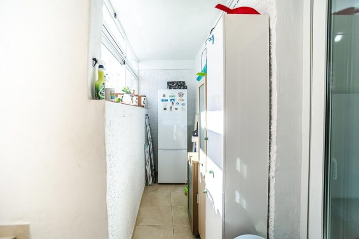 Image No.18-3 Bed House for sale