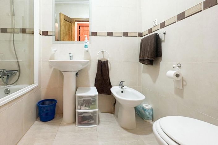 Image No.13-2 Bed Bungalow for sale