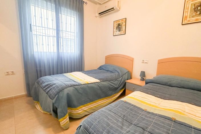 Image No.16-2 Bed Bungalow for sale