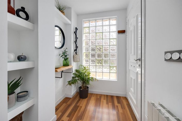 Image No.19-3 Bed Villa for sale