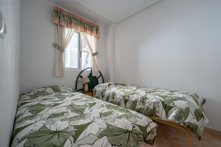 Image No.6-Appartement de 2 chambres à vendre à Torrevieja