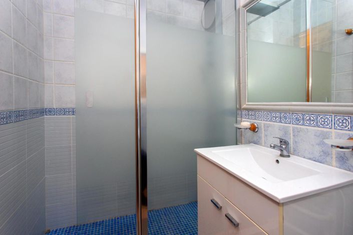 Image No.24-2 Bed House for sale