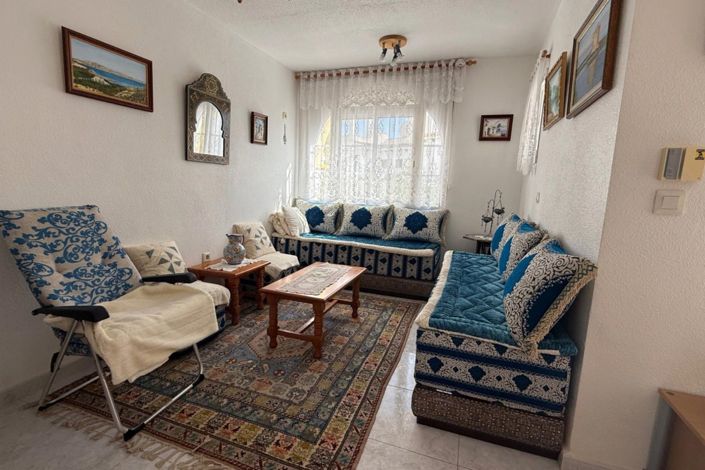 Image No.16-2 Bed House for sale