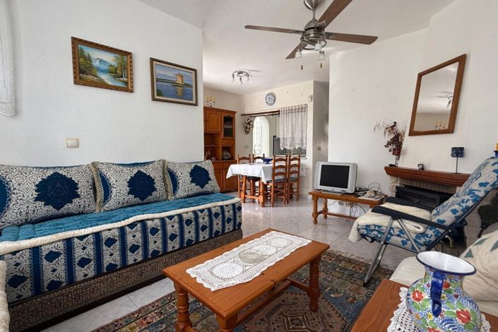 Image No.17-2 Bed House for sale