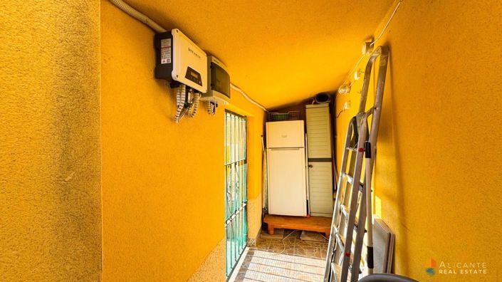 Image No.28-2 Bed House for sale