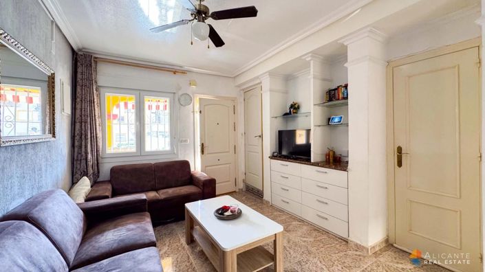 Image No.7-2 Bed House for sale