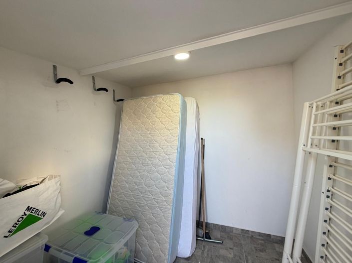 Image No.10-House for sale