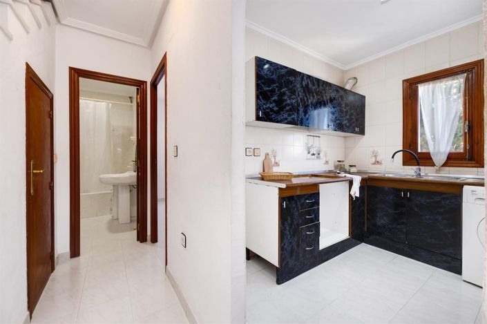 Image No.22-4 Bed House for sale