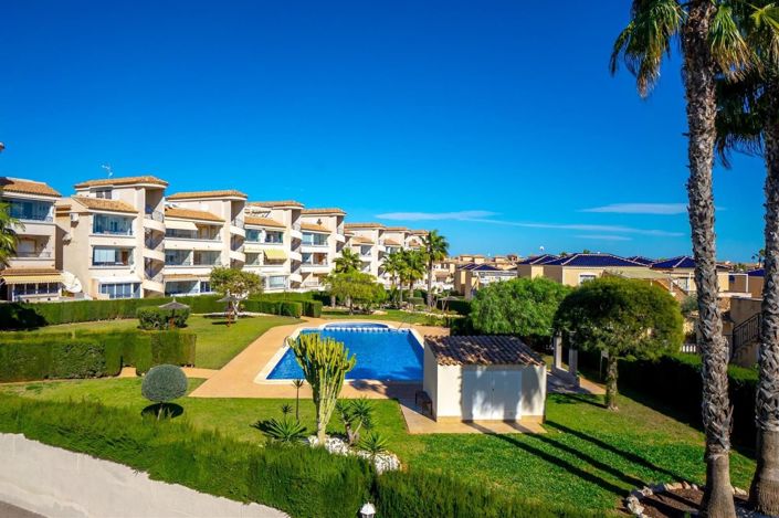 Image No.17-3 Bed House for sale