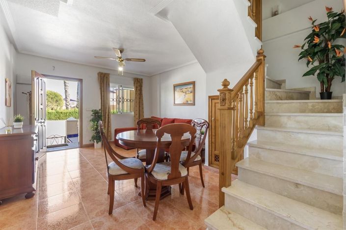 Image No.2-3 Bed House for sale