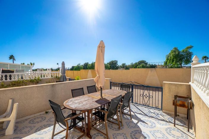 Image No.27-3 Bed House for sale