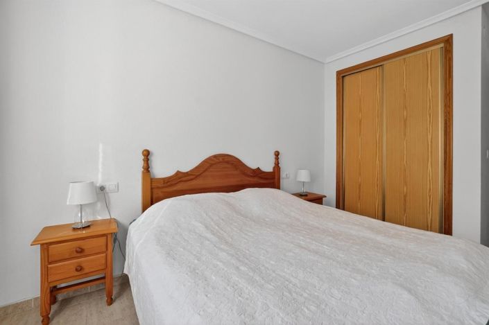 Image No.14-2 Bed Bungalow for sale