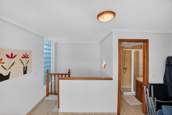 Image No.22-2 Bed Bungalow for sale