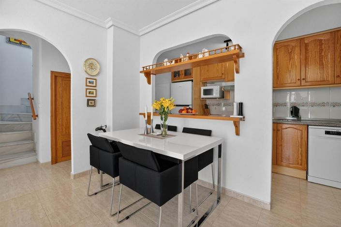 Image No.8-2 Bed Bungalow for sale