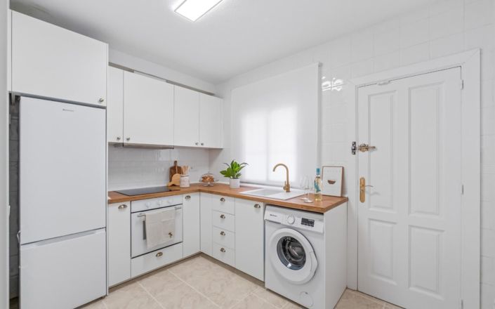 Image No.16-2 Bed House for sale