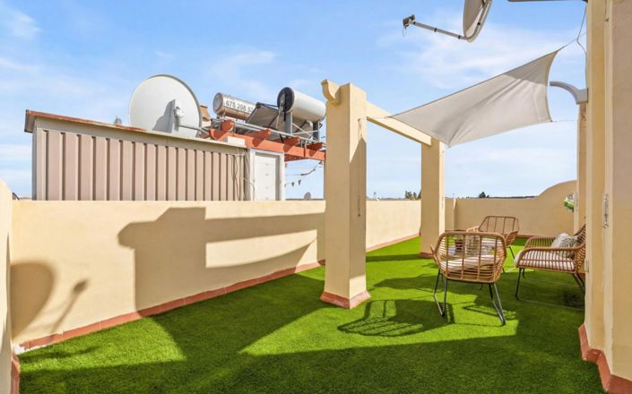 Image No.37-2 Bed House for sale