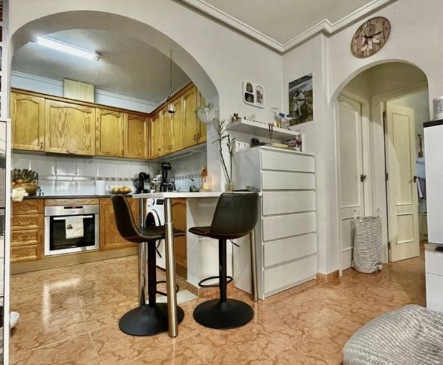 Image No.18-3 Bed House for sale