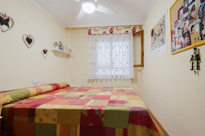 Image No.20-3 Bed Apartment for sale