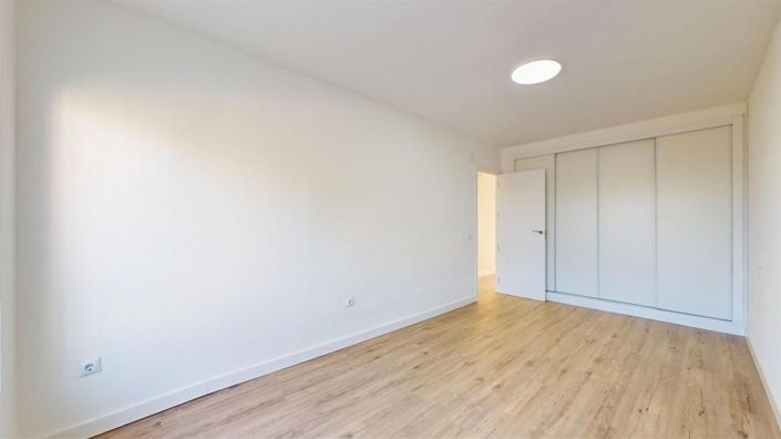 Image No.23-2 Bed Bungalow for sale