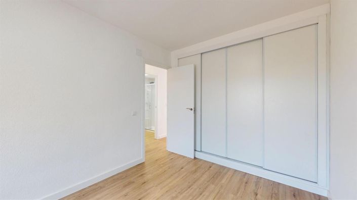 Image No.24-2 Bed Bungalow for sale