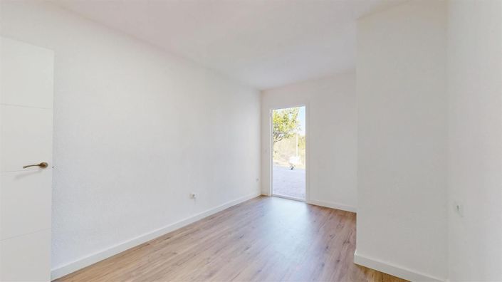 Image No.28-2 Bed Bungalow for sale