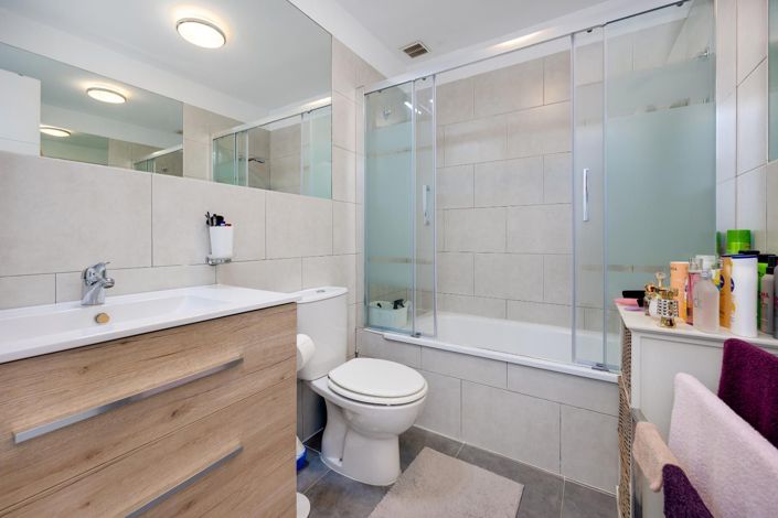 Image No.27-3 Bed House for sale