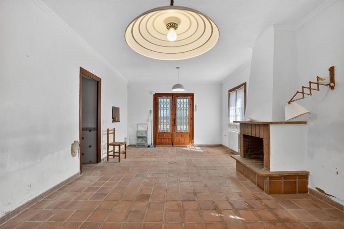 Image No.17-5 Bed Villa for sale