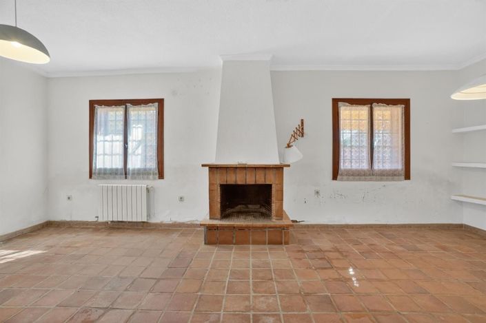 Image No.3-5 Bed Villa for sale