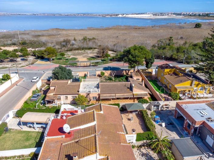 Image No.6-5 Bed Villa for sale