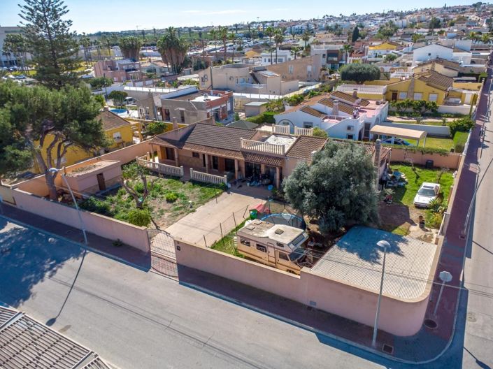 Image No.9-5 Bed Villa for sale