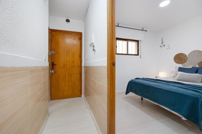 Image No.18-2 Bed Apartment for sale