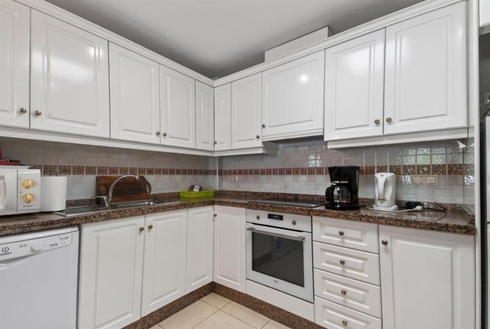 Image No.8-3 Bed House for sale