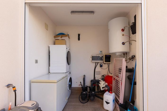 Image No.29-3 Bed Villa for sale